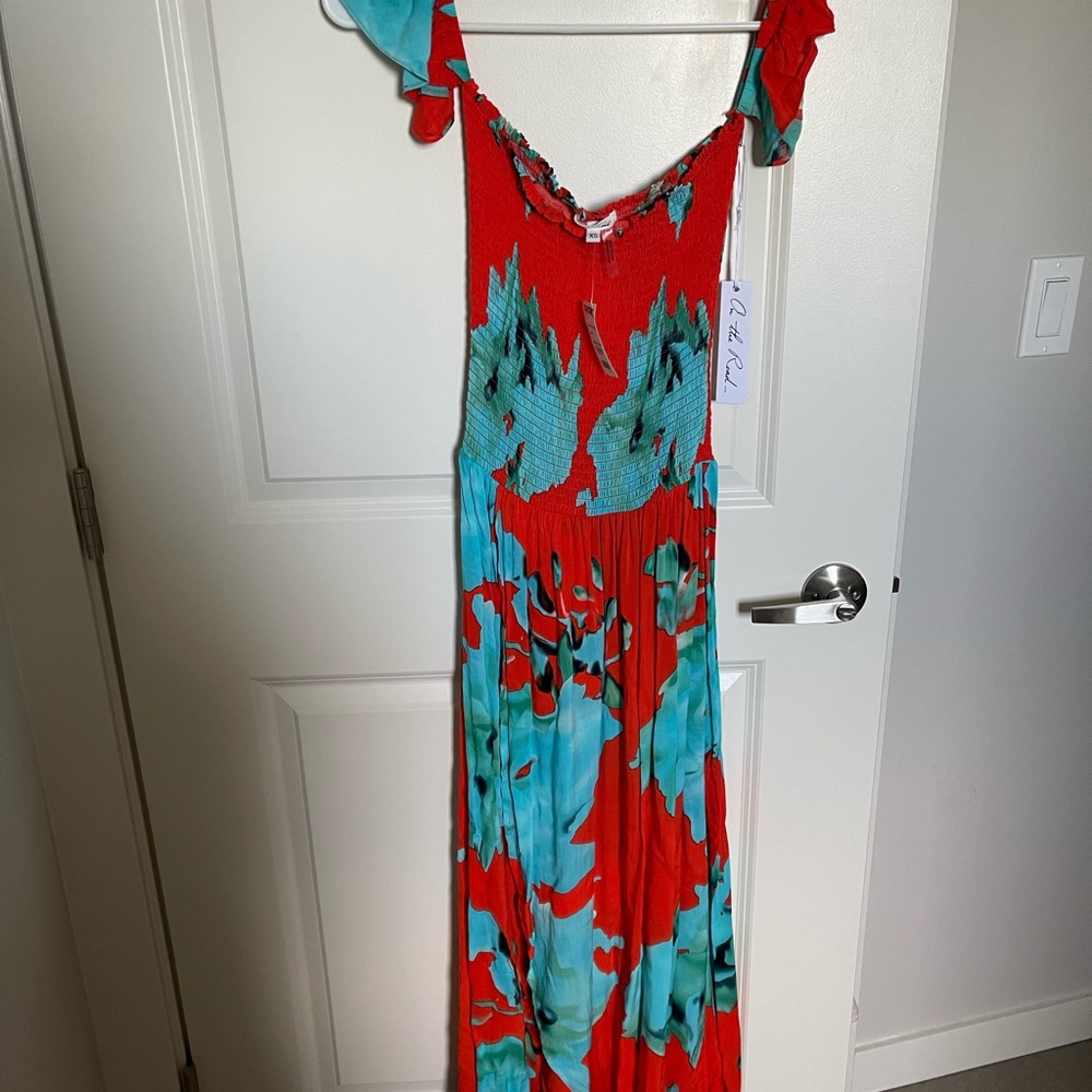 Very cute off shoulder summer dress